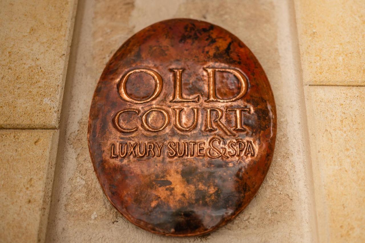 Old Court Luxury Suite&Spa By Monholiday مونوبولي المظهر الخارجي الصورة