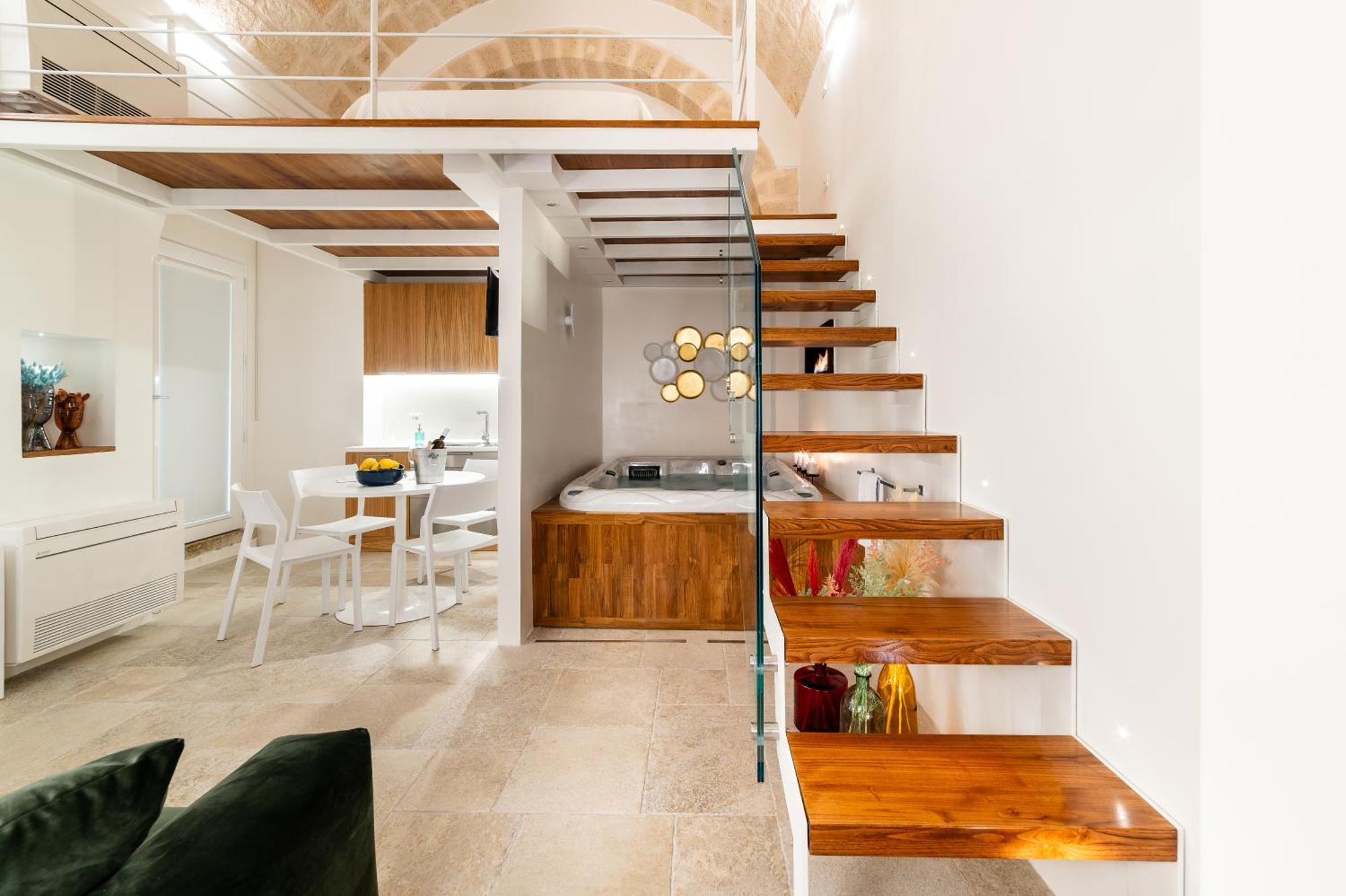 Old Court Luxury Suite&Spa By Monholiday مونوبولي المظهر الخارجي الصورة